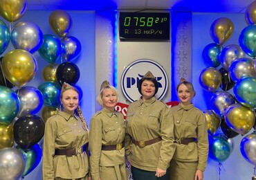 Праздник шагает по комбинату: как на Рогачевском МКК поздравляли мужчин