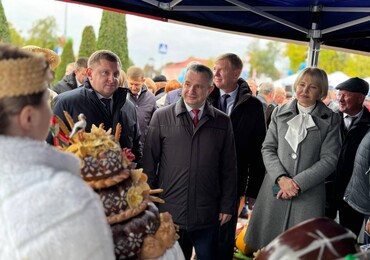 Труженикам села честь и хвала. В Лельчицах прошел областной фестиваль-ярмарка «Дажынкі-2025»