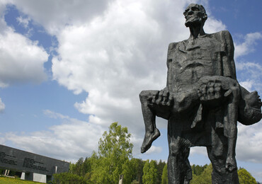 «Хатынь»: символ вечной памяти и скорби белорусского народа